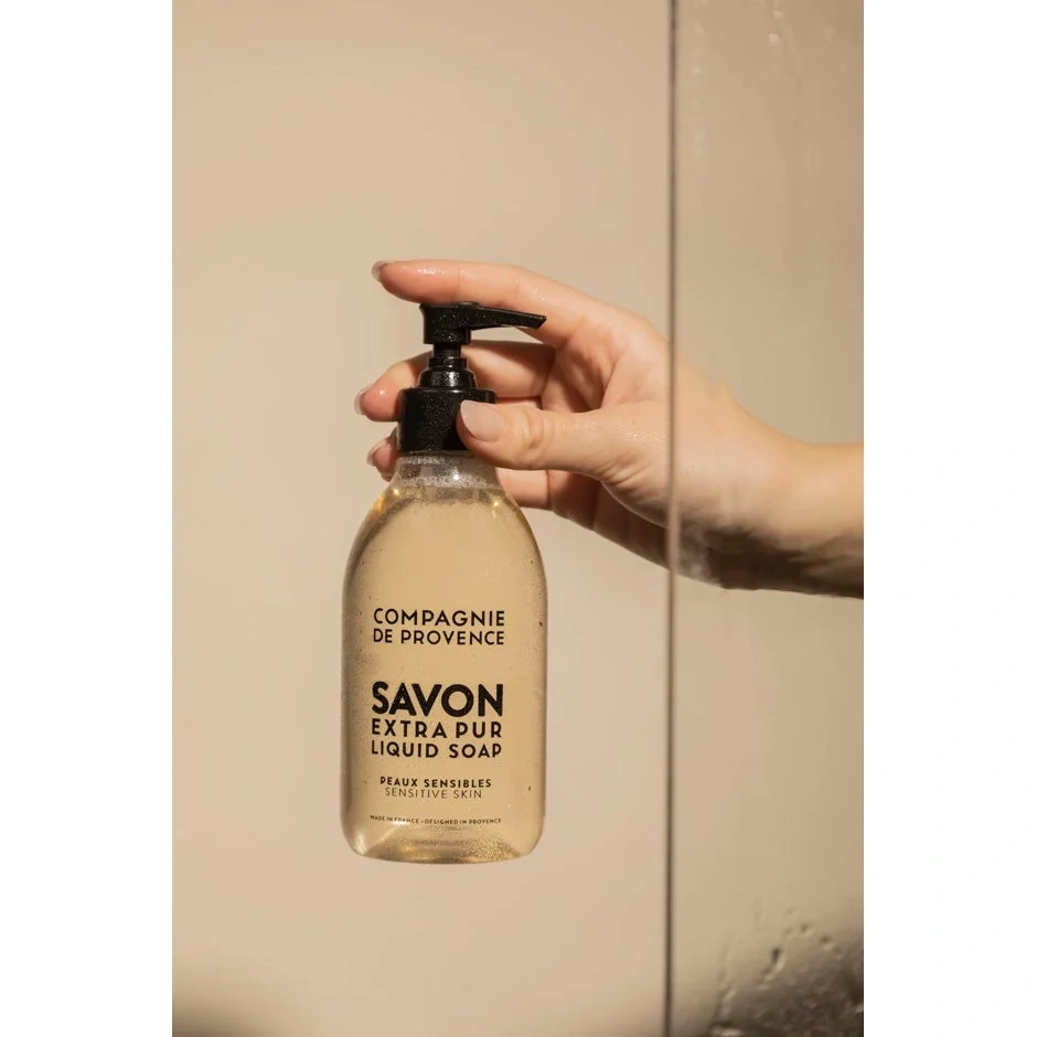 COMPAGNIE DE PROVENCE SAVON Liquid Marseille Soap Refill Sensitive Skin Liquid Hand Refill Soap 495 ml