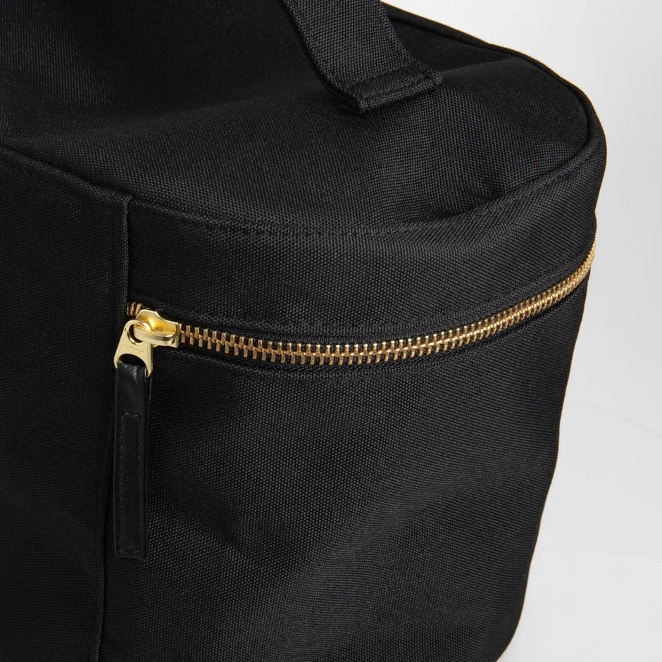 Sense of Youty Beauty Bag Black Medium