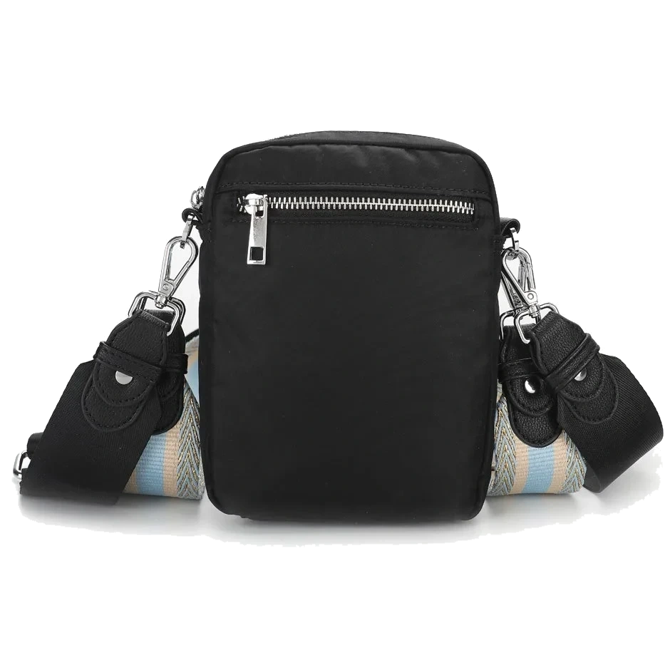 Adax Novara messenger Laren