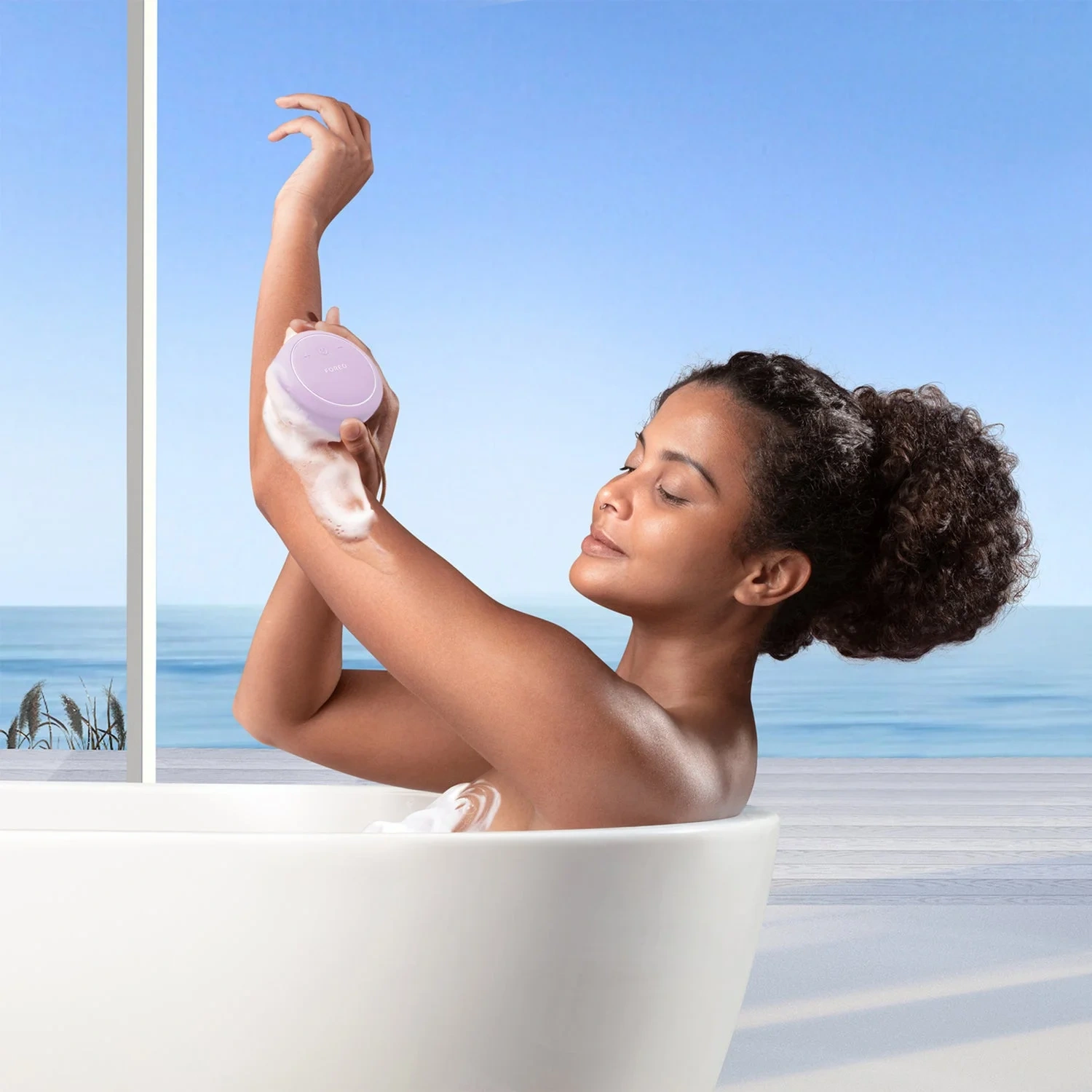 FOREO LUNA™ 4 body