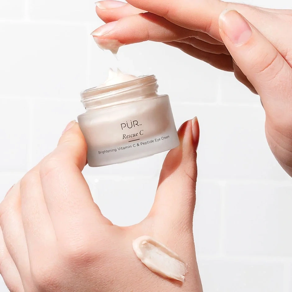 PÜR Rescue C - Brightening Vitamin C & Peptide Eye Cream 15 ml
