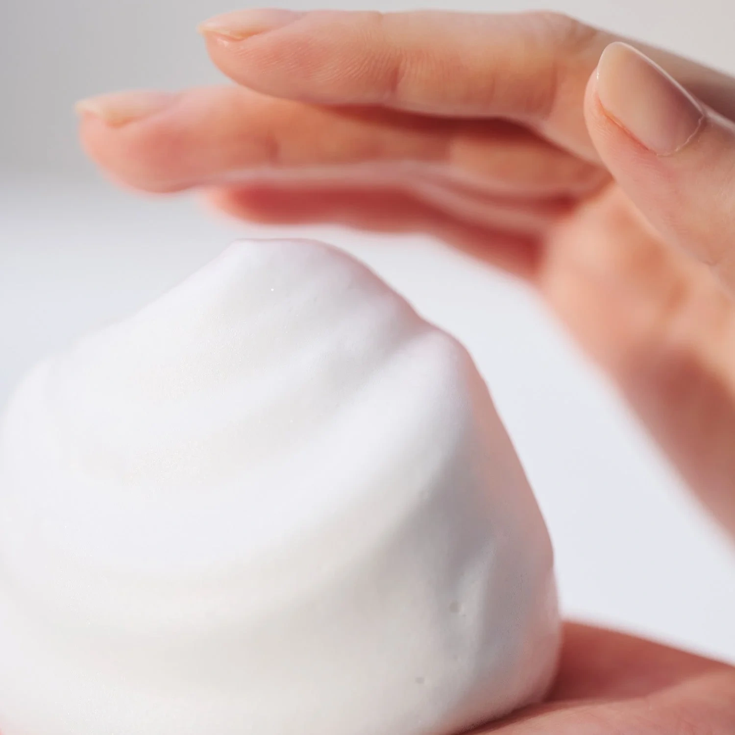 Sensai Silky Purifying Creamy Soap 125 ml