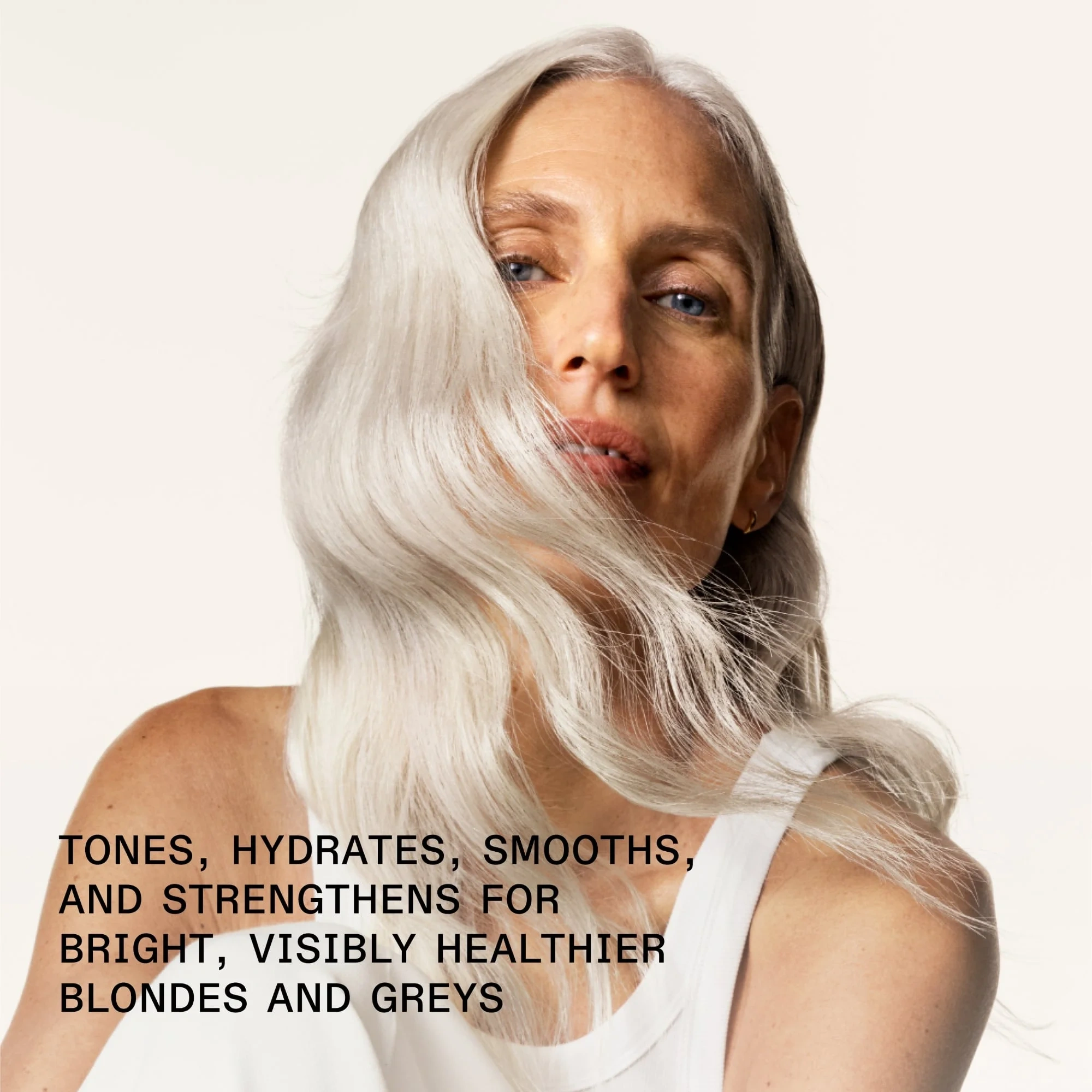 Olaplex No.4P Blonde Enhancer Toning Shampoo