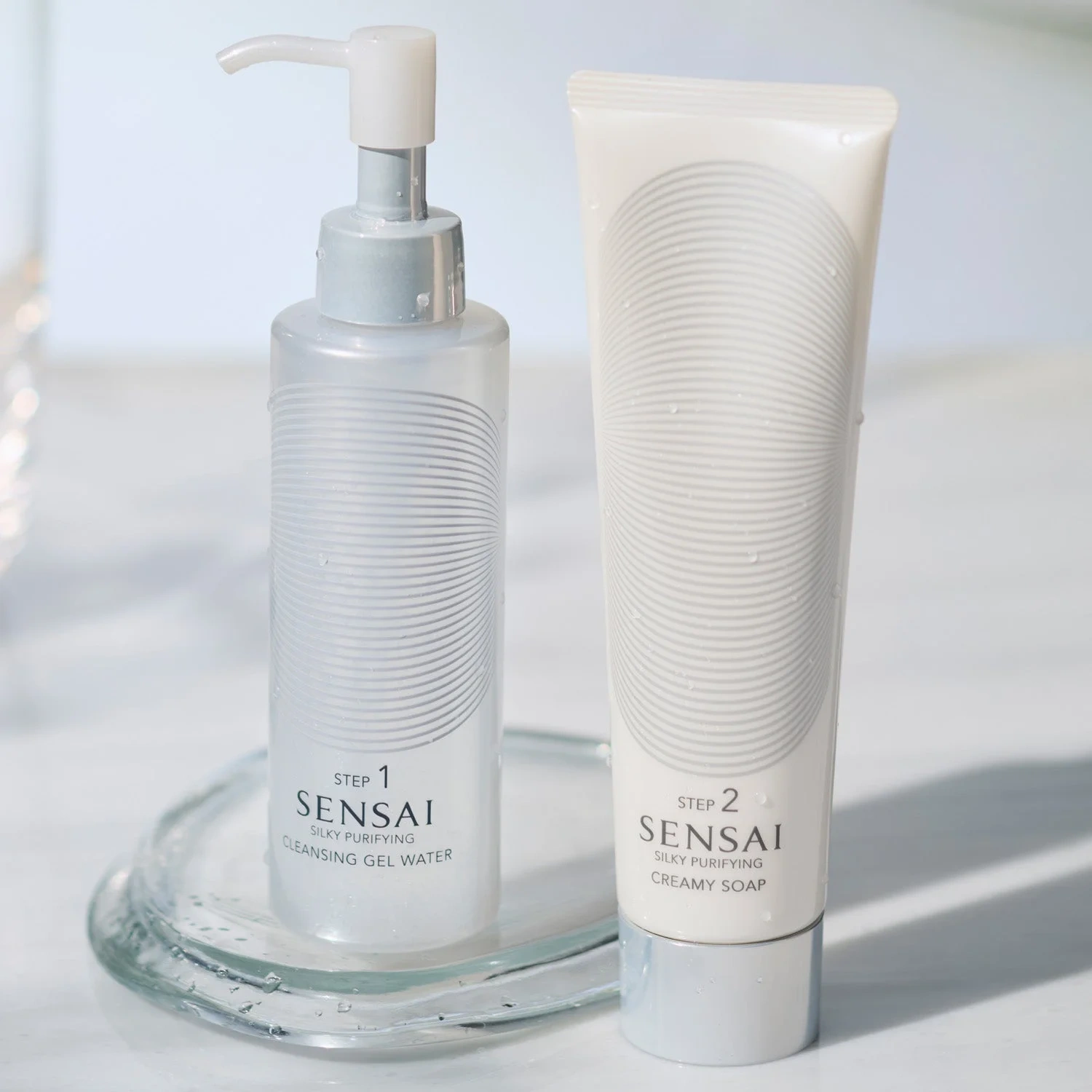 Sensai Silky Purifying Cleansing Gel Water