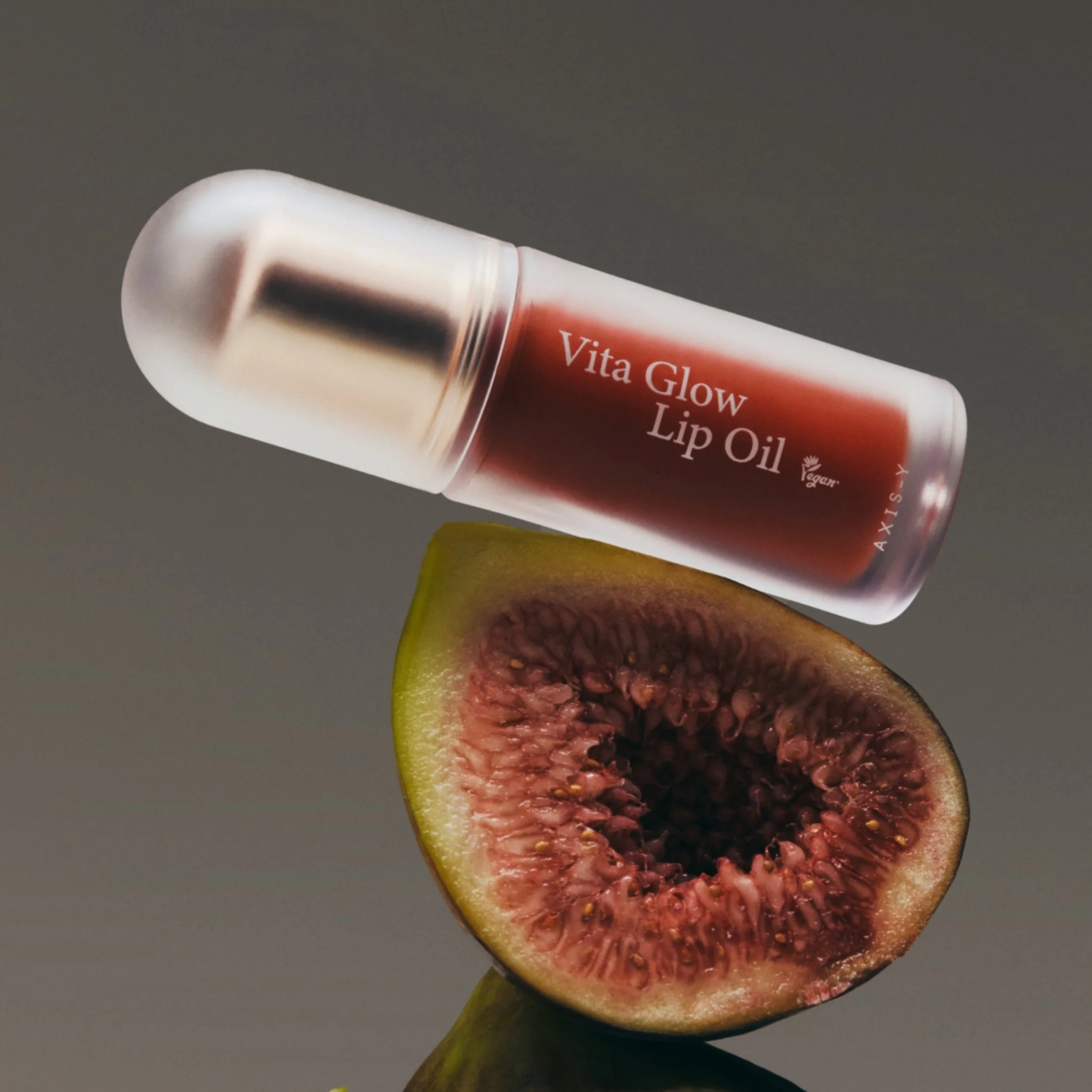 Axis-Y Vita Glow Lip Oil, Cozy Fig, 4,5 g