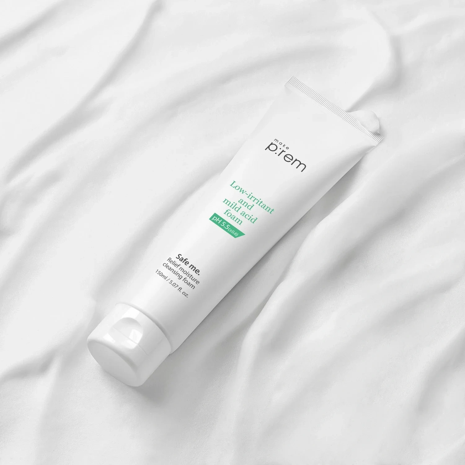 Make Prem Safe Me. Relief Moisture Cleansing Foam