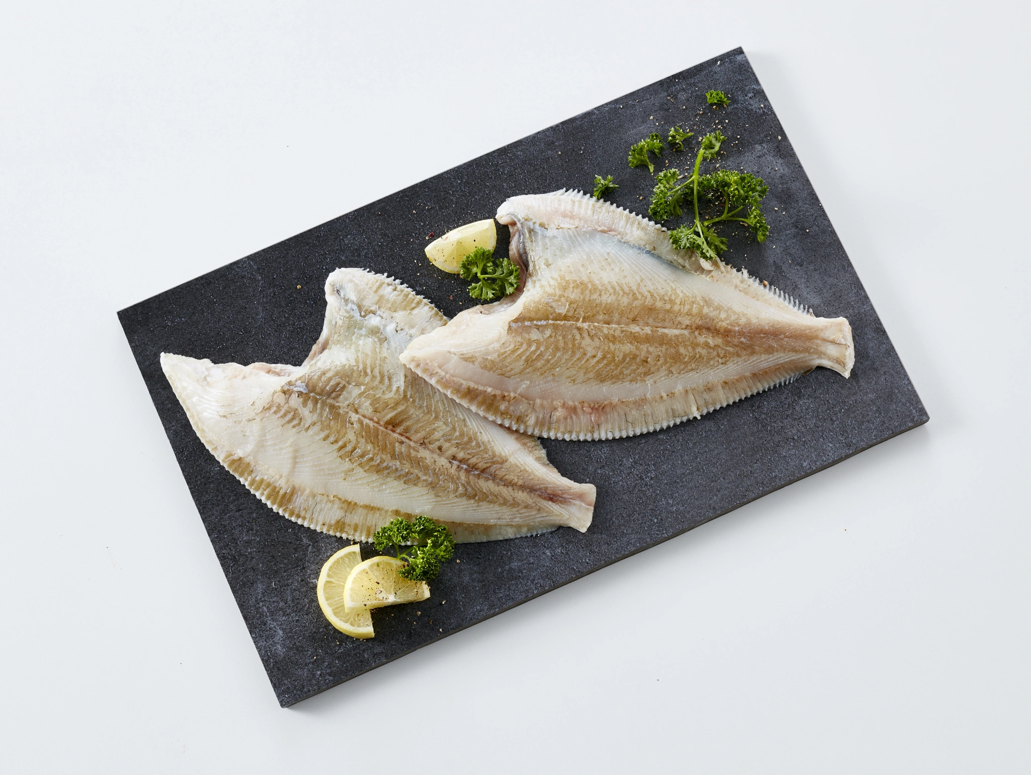 Pannfärdig hel rödspätta