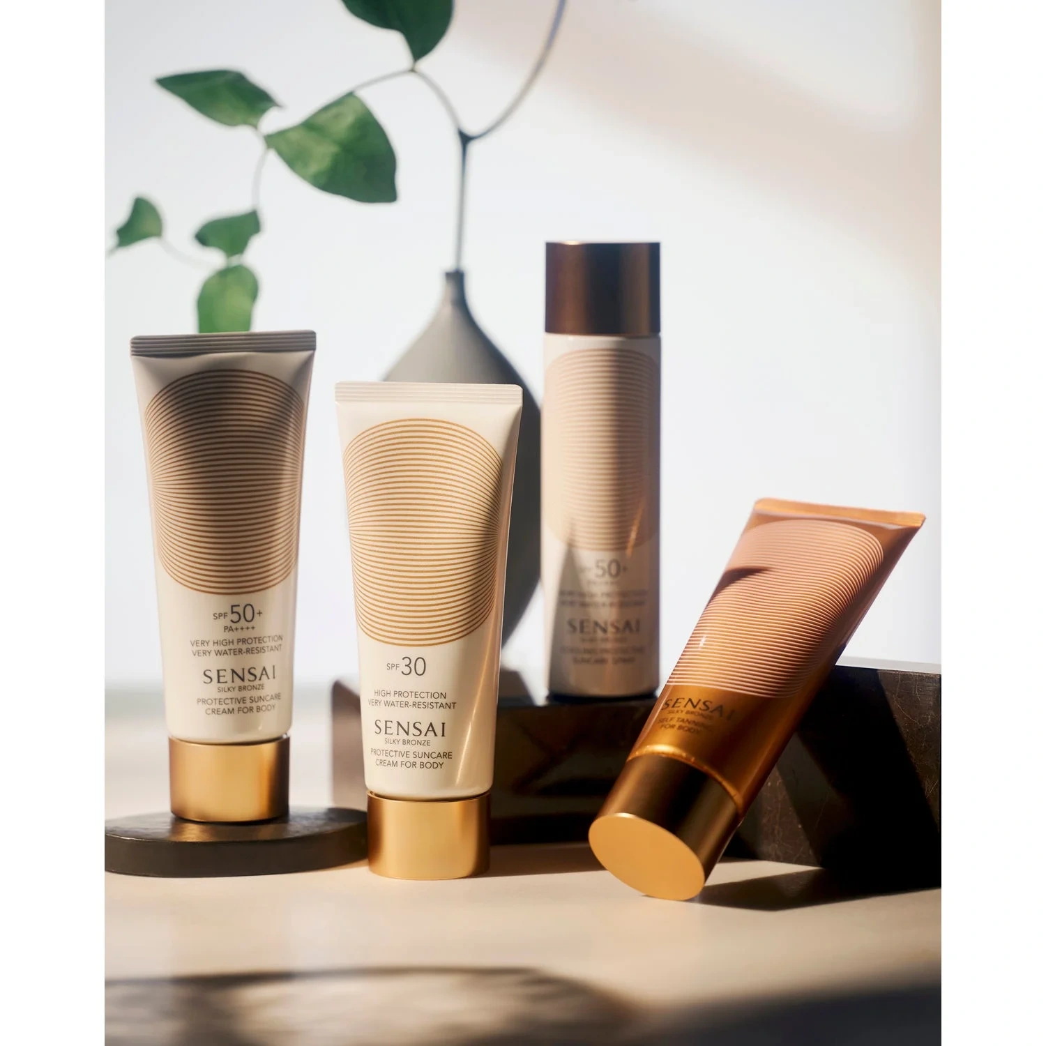 Sensai Silky Bronze Self Tanning For Body