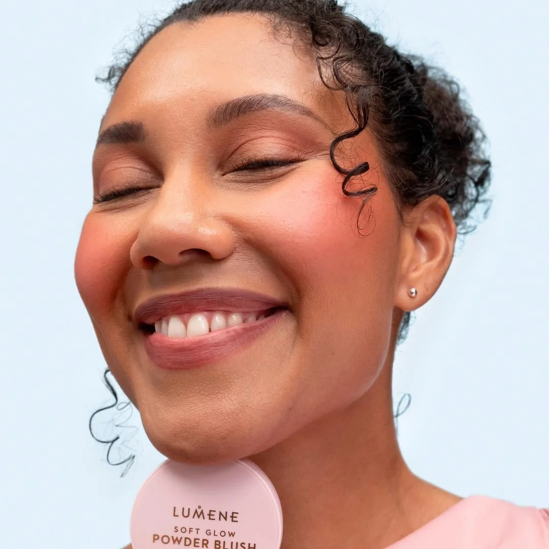 Soft Glow Powder Blush 1