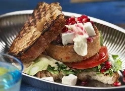Feta PDO i lag tärnad