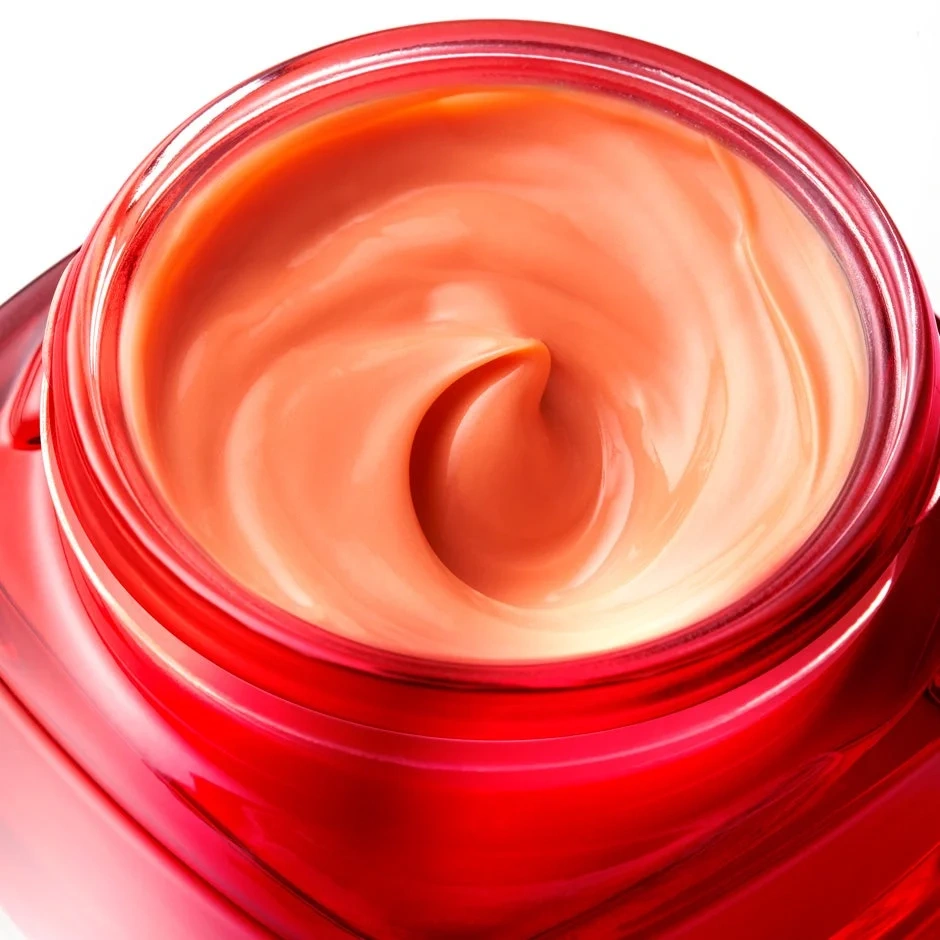 Loreal Paris Revitalift Energising Red Cream Day