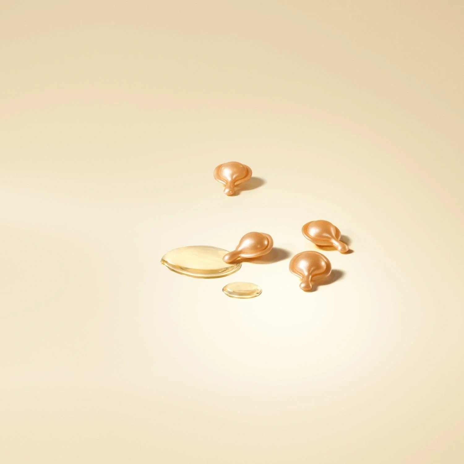 Elizabeth Arden Ceramide Capsules Daily Youth Restoring Serum
