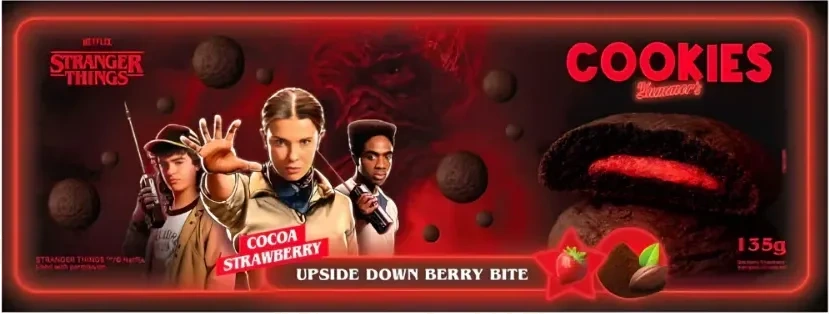 Stranger Things Cookies Chocolate Strawberry 135 g