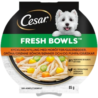 Cesar Fresh Bowls With Chicken In Gravy