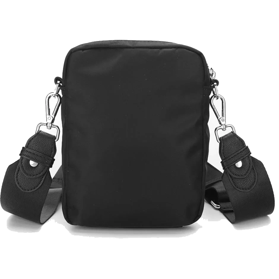 Adax Novara messenger Laren