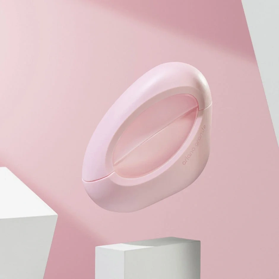 Ariana Grande MOD Blush