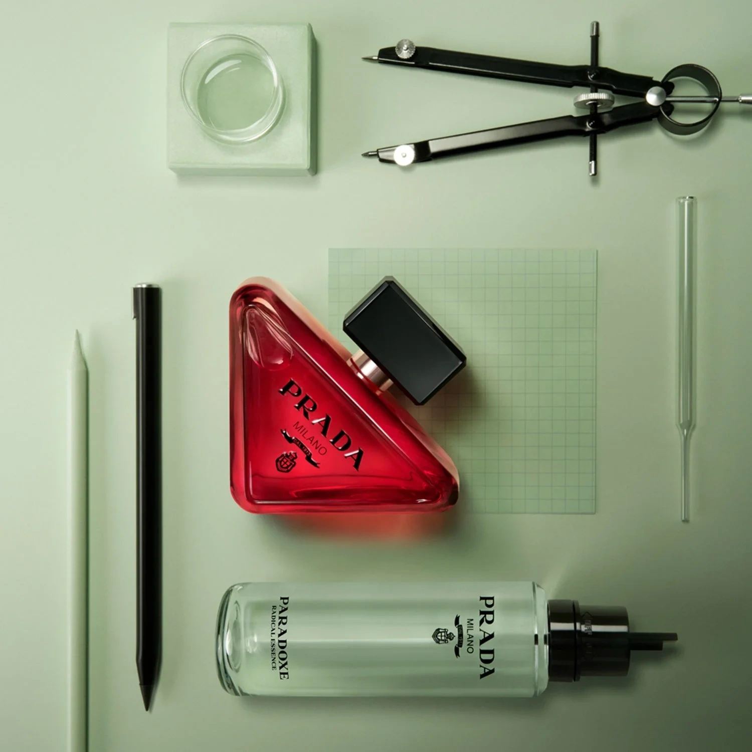 Prada Paradoxe Radical Essence