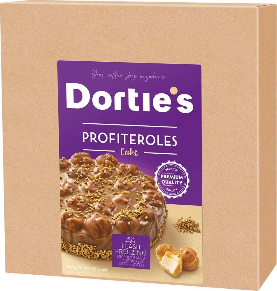 Karamellmousse kake toppet med vannbakkels