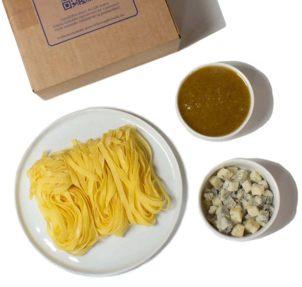 Restaurant for to - Tagliatelle med valnøttpesto og gorgonzola
