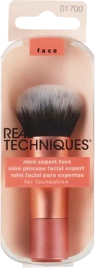 Real Techniques Mini Expert Face Brush