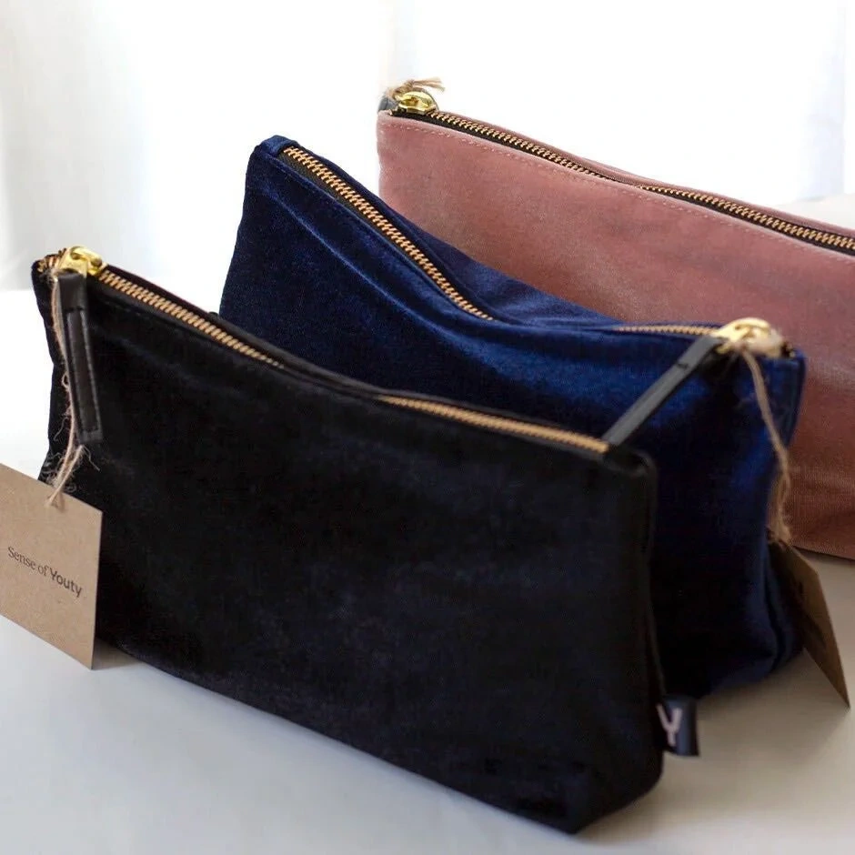 Sense of Youty Velvet Beauty Bag