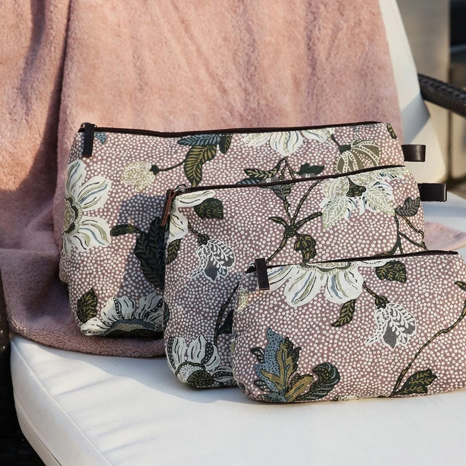 Ceannis Cosmetic Small Flower Linen